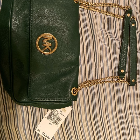 Michael Kors Purse - Picture 1 of 1